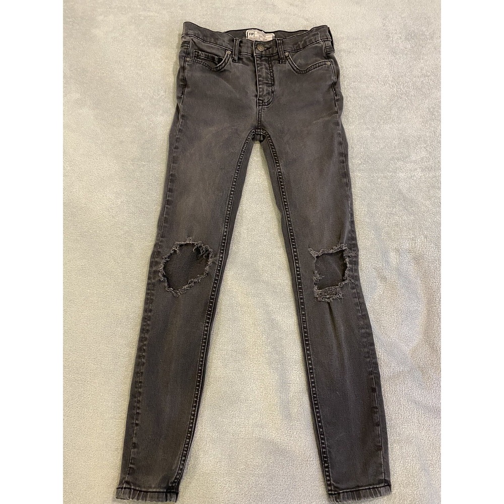 Free People Jeans Women 24 Black Skinny Leg Low Rise Darek Wash Denim Distressed